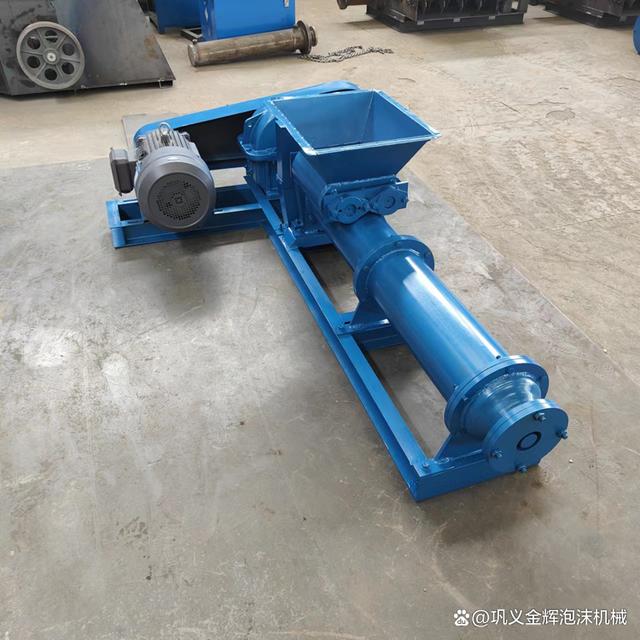 彭山县三星砖瓦机械厂加大双轴搅拌机 砖瓦机械领域的效能标杆